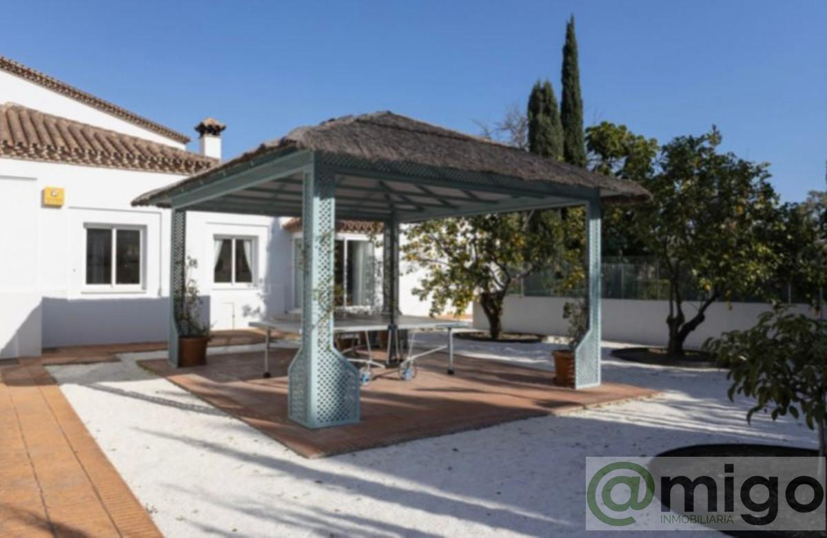 For sale of villa in Marbella