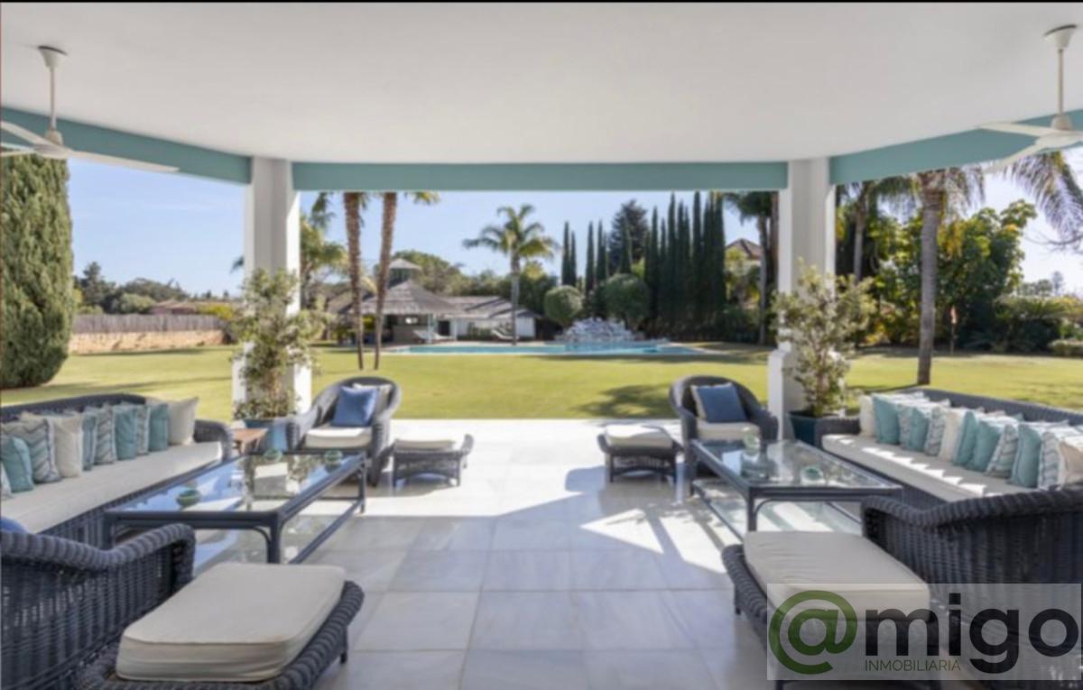 For sale of villa in Marbella