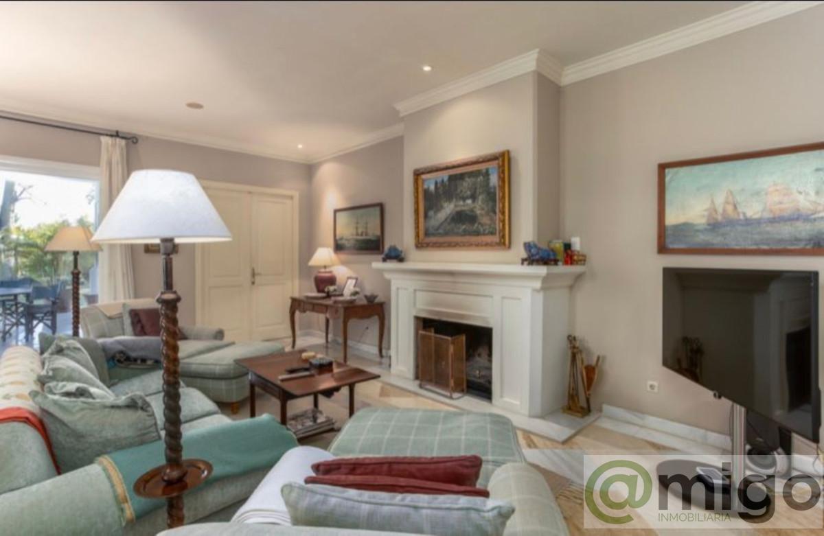 For sale of villa in Marbella