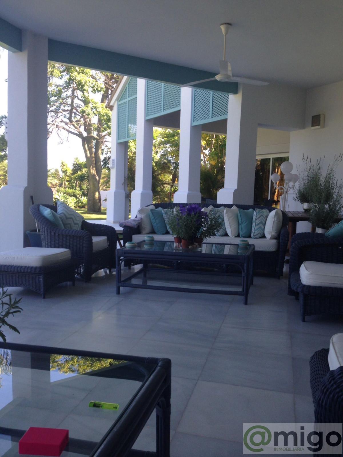 For sale of villa in Marbella