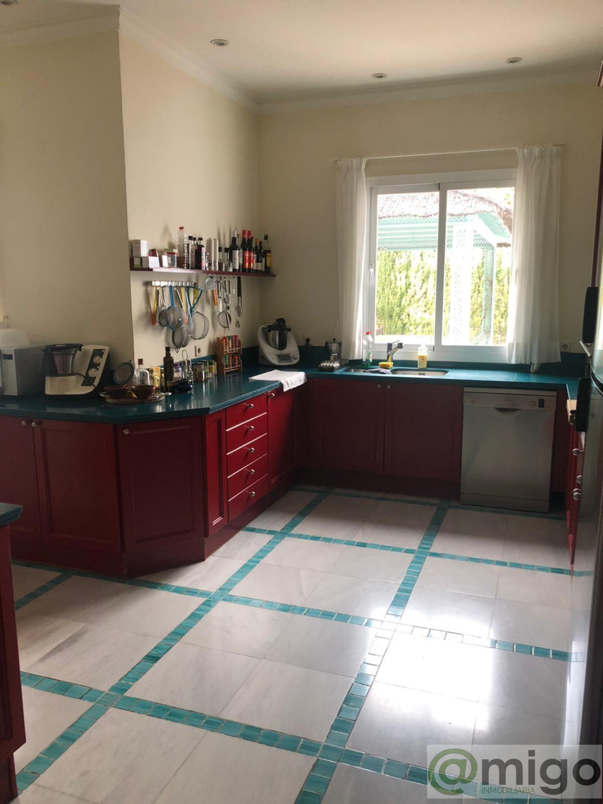 For sale of villa in Marbella