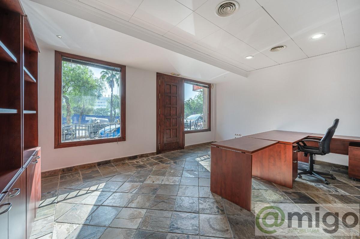 Venta de local en Marbella