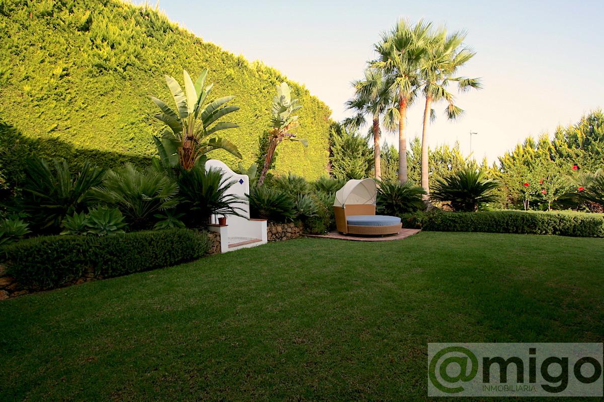 For sale of villa in Mijas