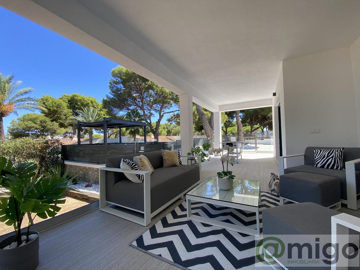 Venta de villa en Calahonda