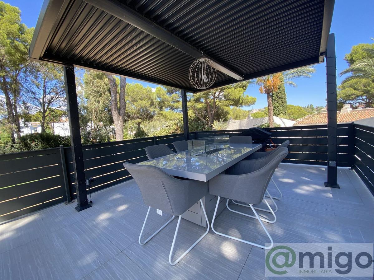 Venta de villa en Calahonda