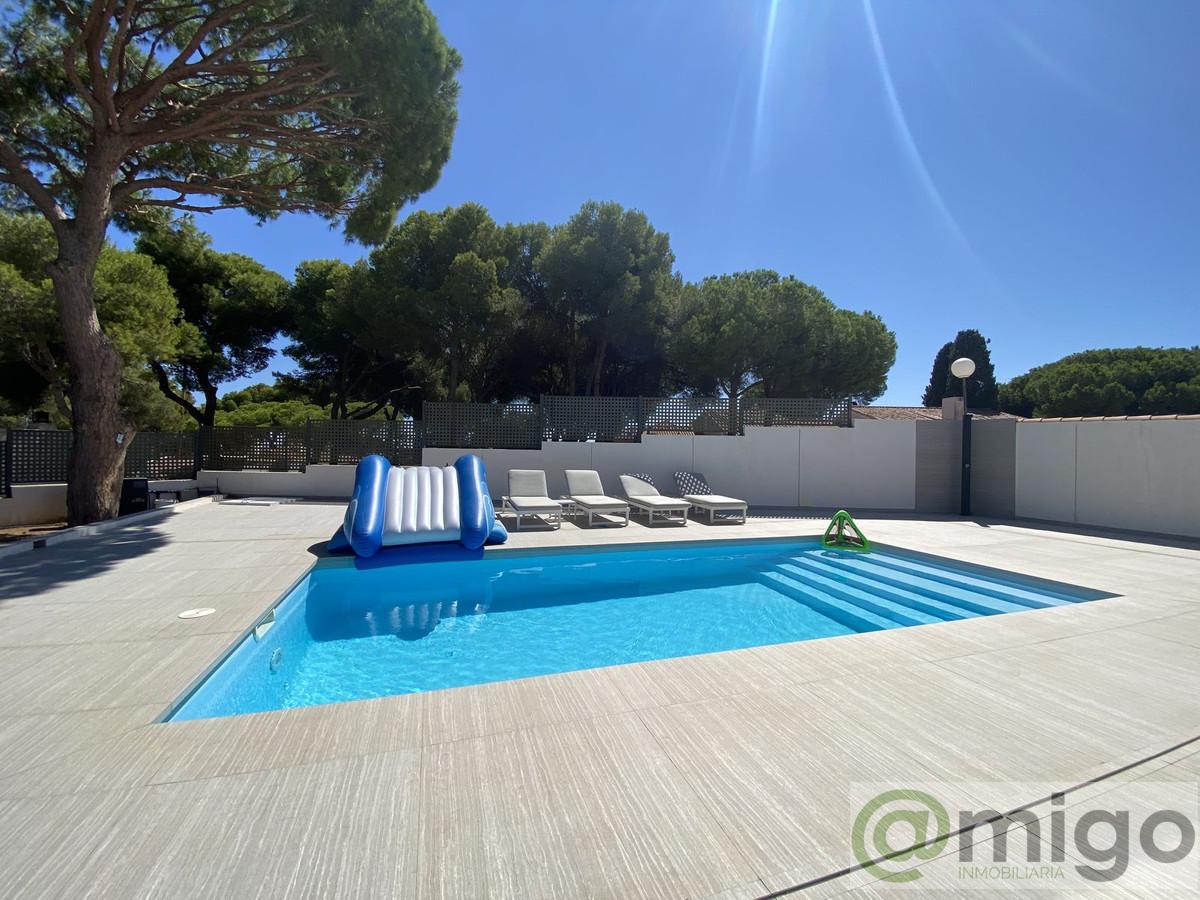 Venta de villa en Calahonda