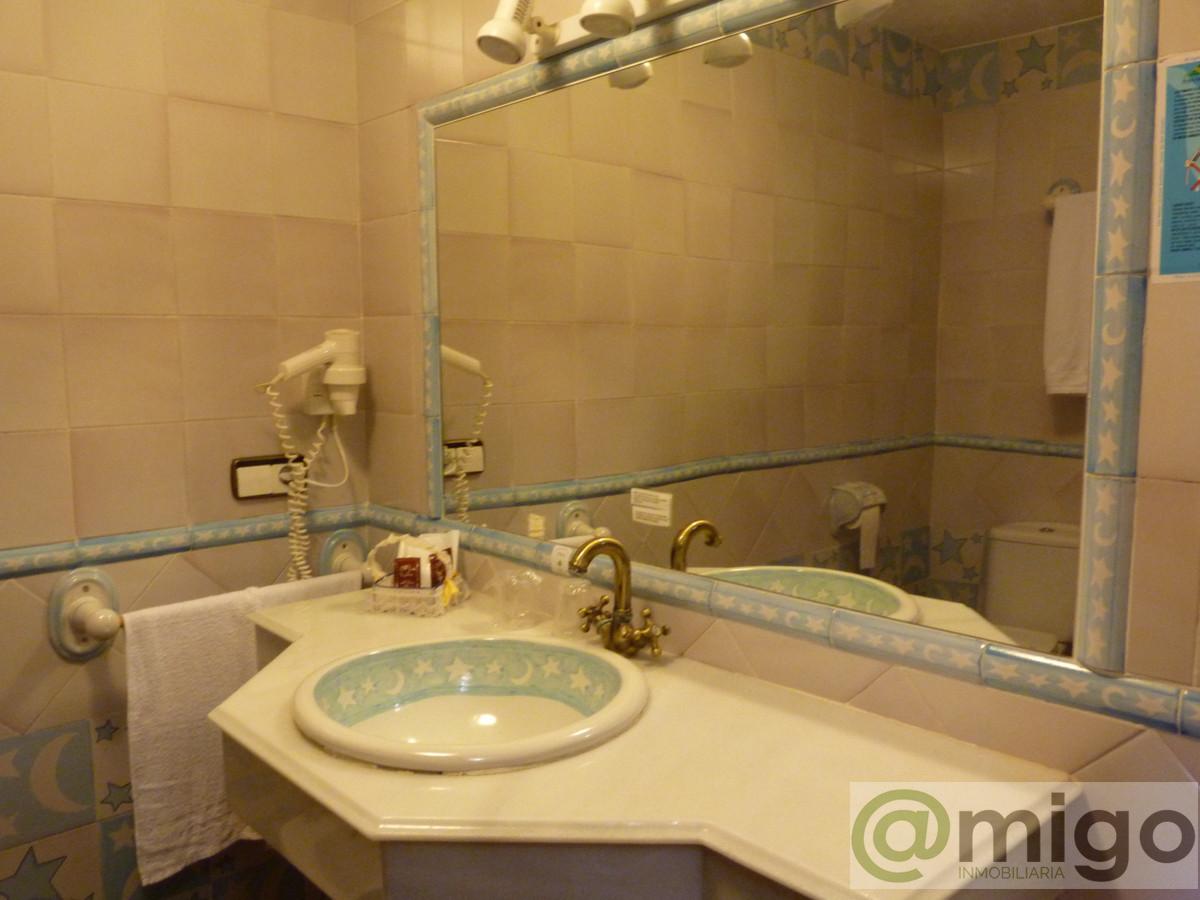 For sale of commercial in Casares Pueblo