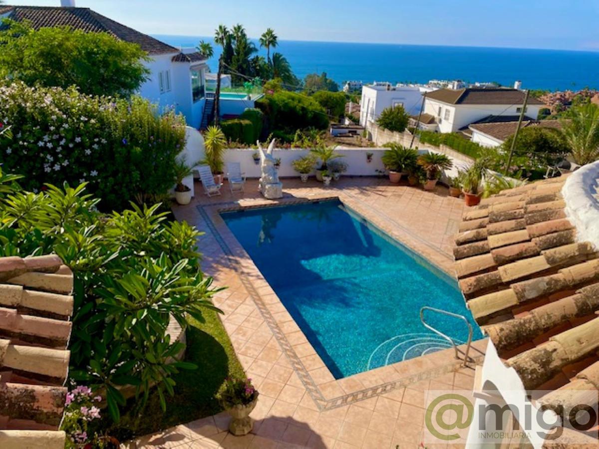 Venta de villa en Estepona