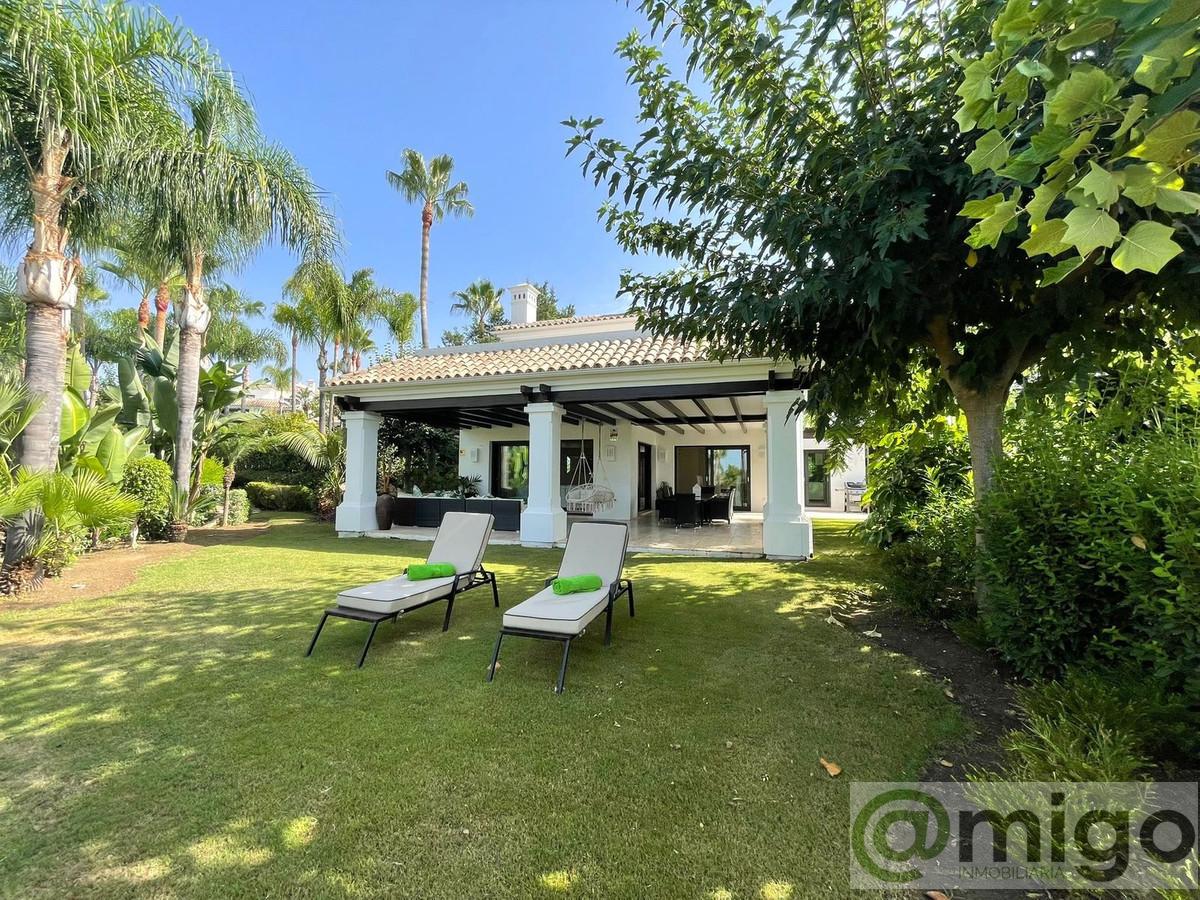For sale of villa in Marbella