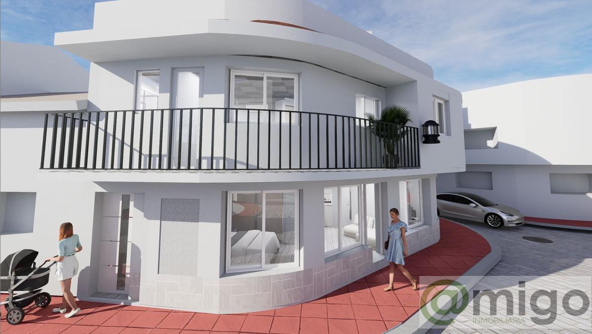 For sale of premises in Estepona