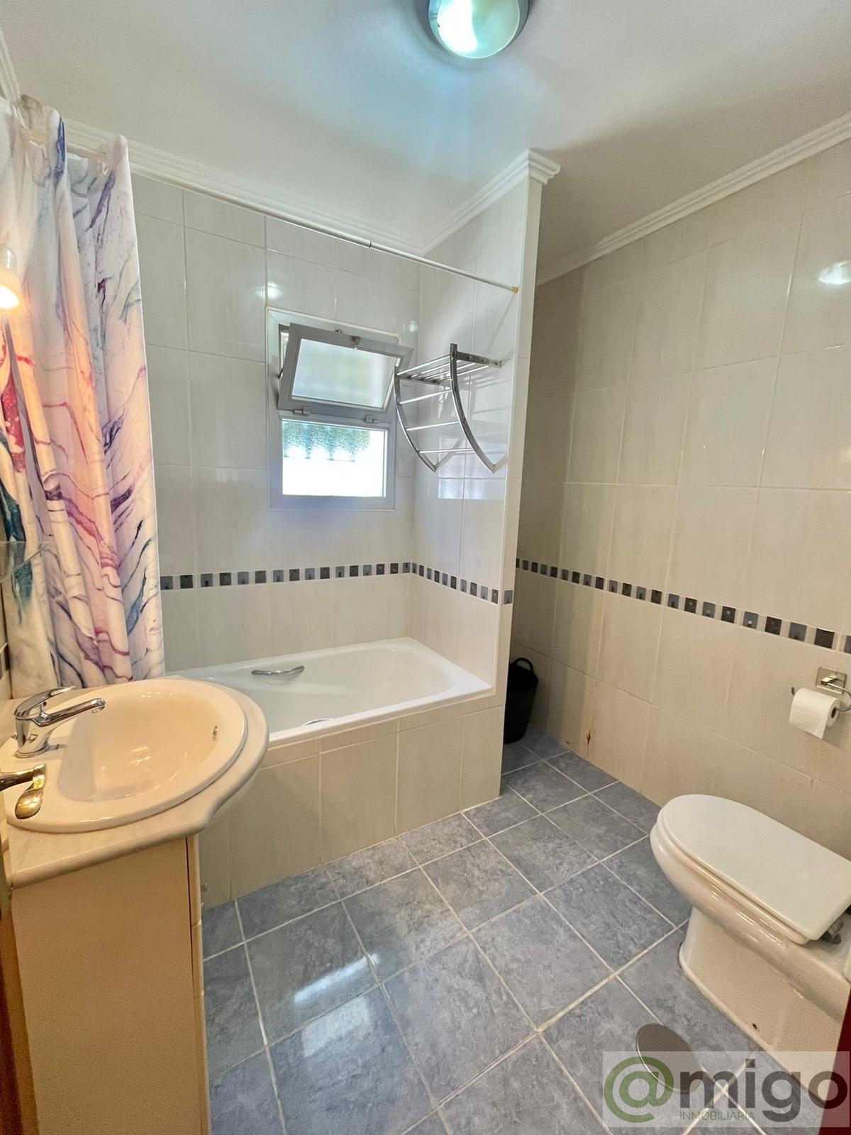 Venta de villa en Cerros del Aguila