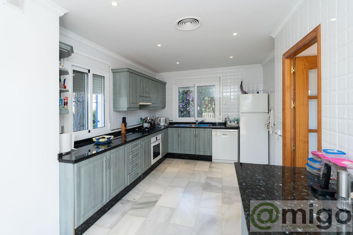 Venta de villa en Marbesa