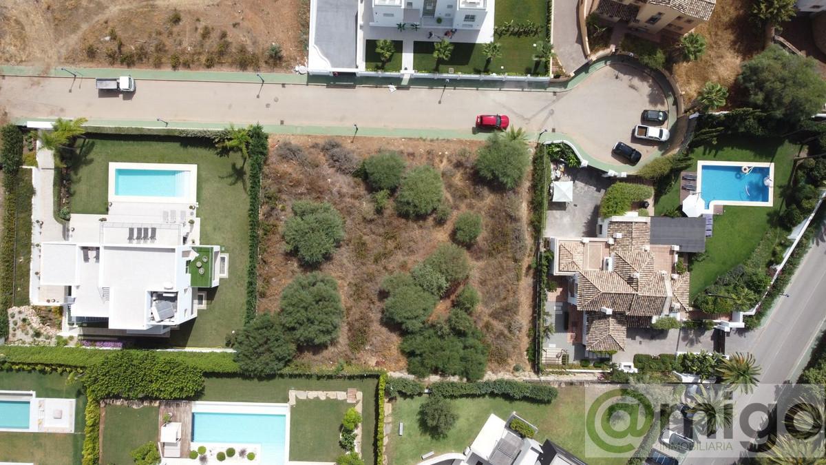 For sale of land in Marbella