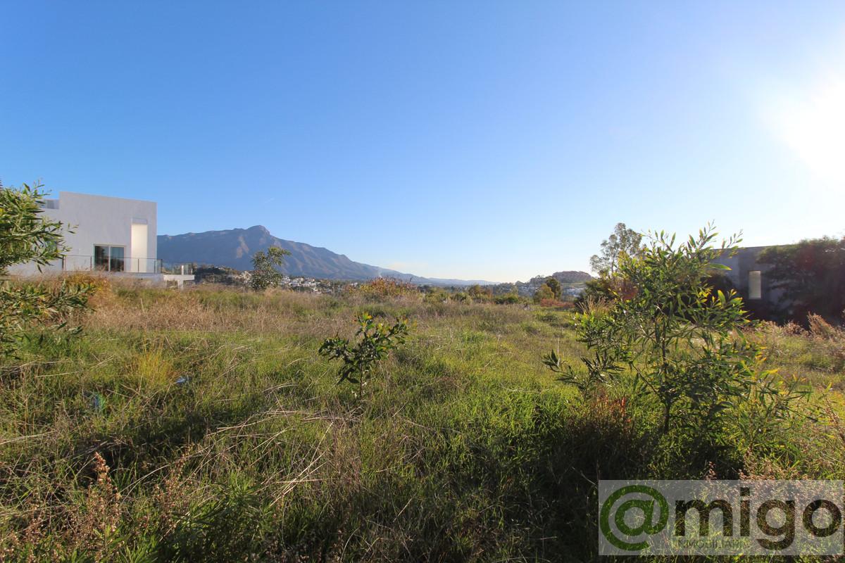 For sale of land in Marbella
