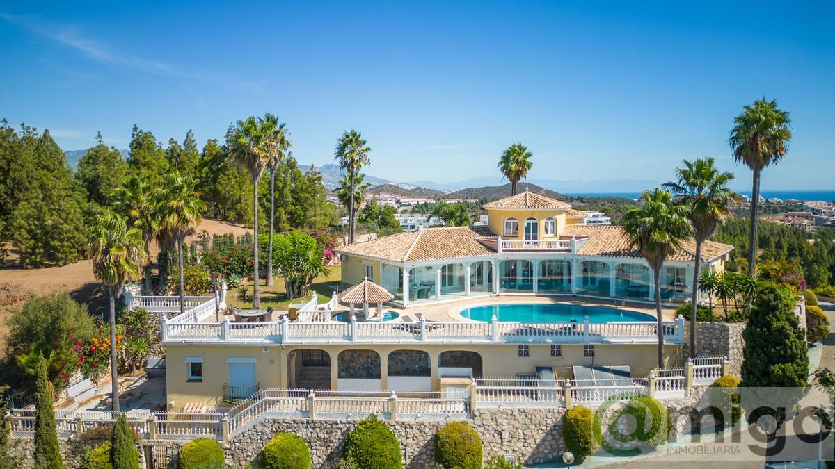 Venta de villa en La Cala de Mijas