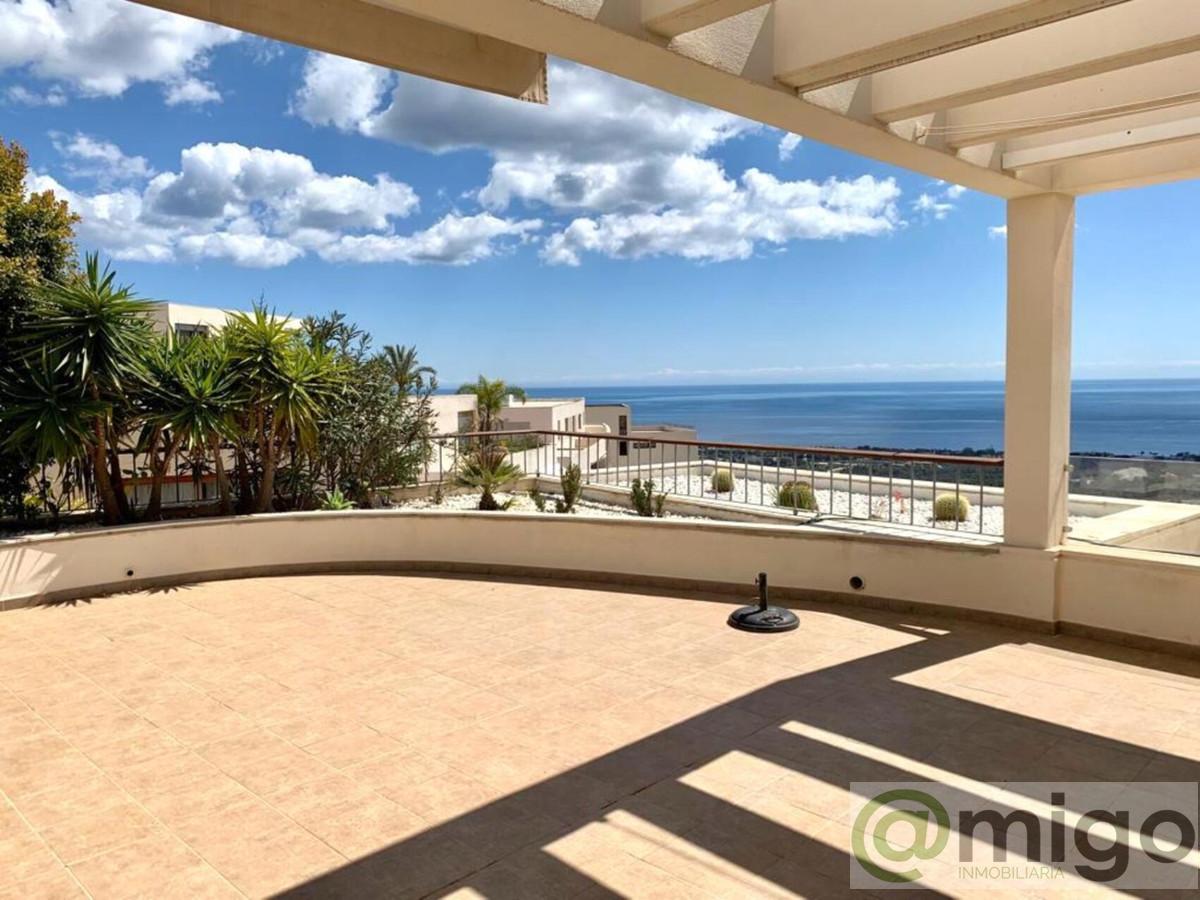 Продажа от

 Пентхаус на Marbella