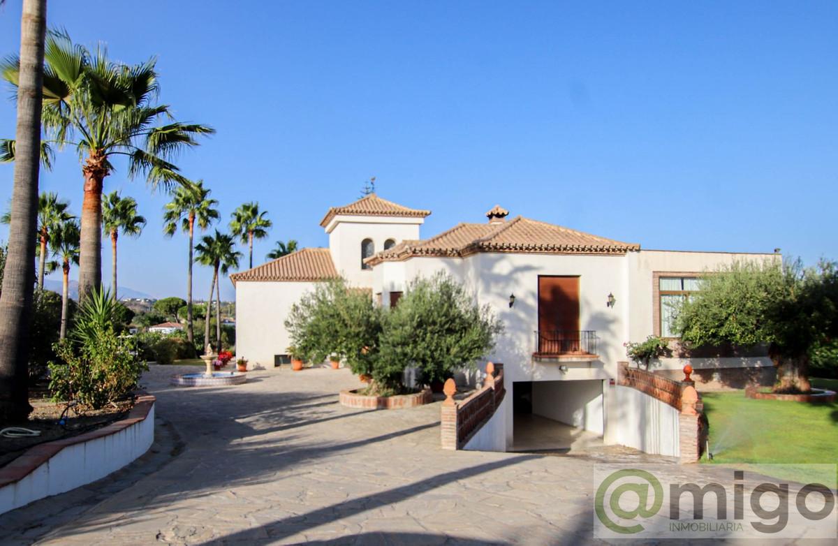 Venta de villa en Estepona