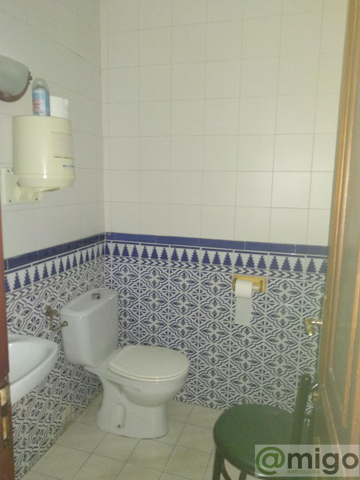 For sale of commercial in Fuengirola