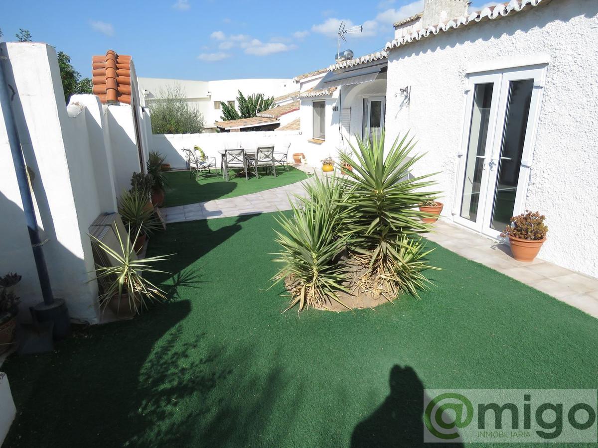 Venta de villa en Calypso