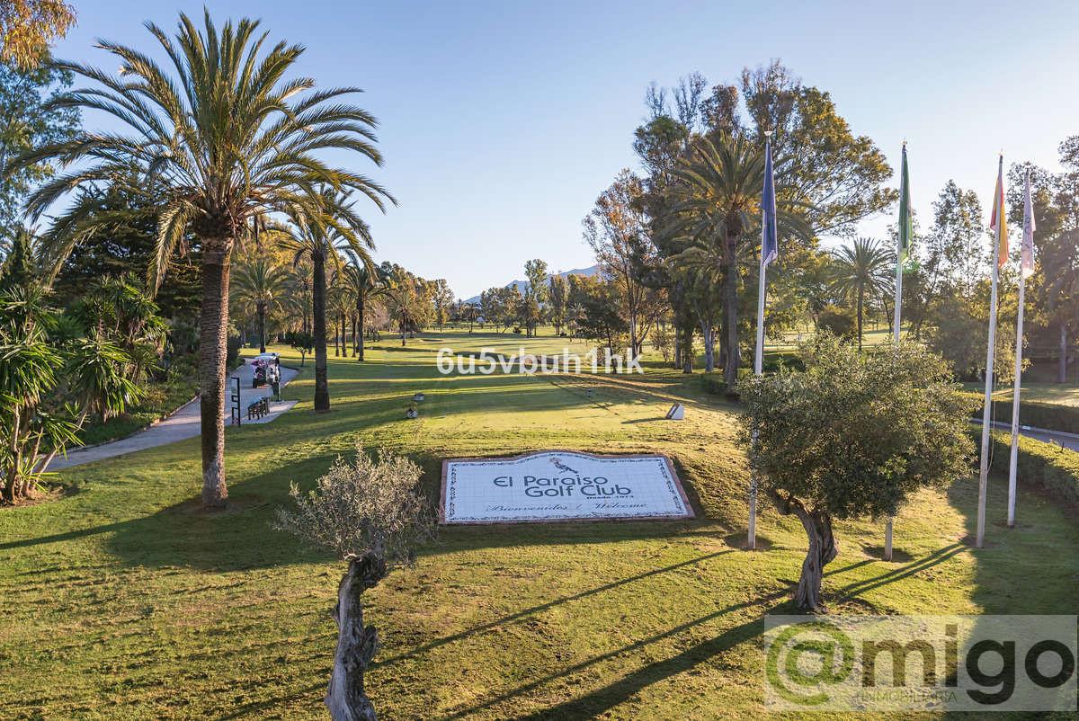 Venta de terreno en Estepona