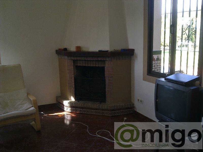 For sale of villa in Estepona