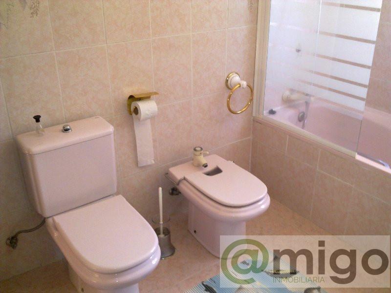 For sale of villa in Estepona