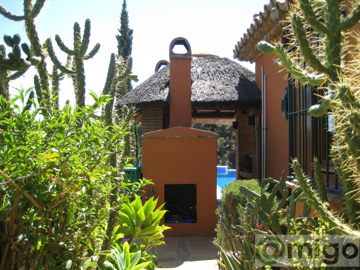 Продажа от

 Виллa на Marbella