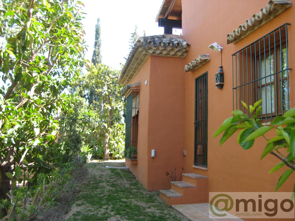 Продажа от

 Виллa на Marbella