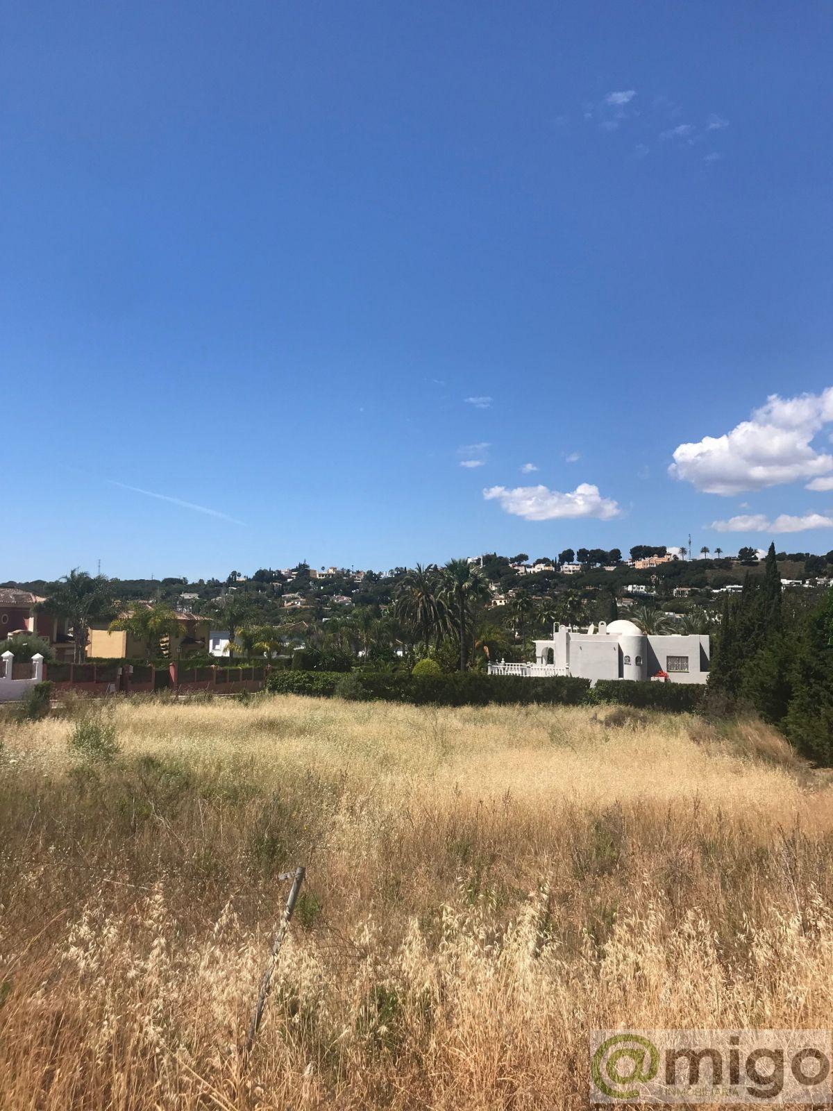 For sale of land in Marbella