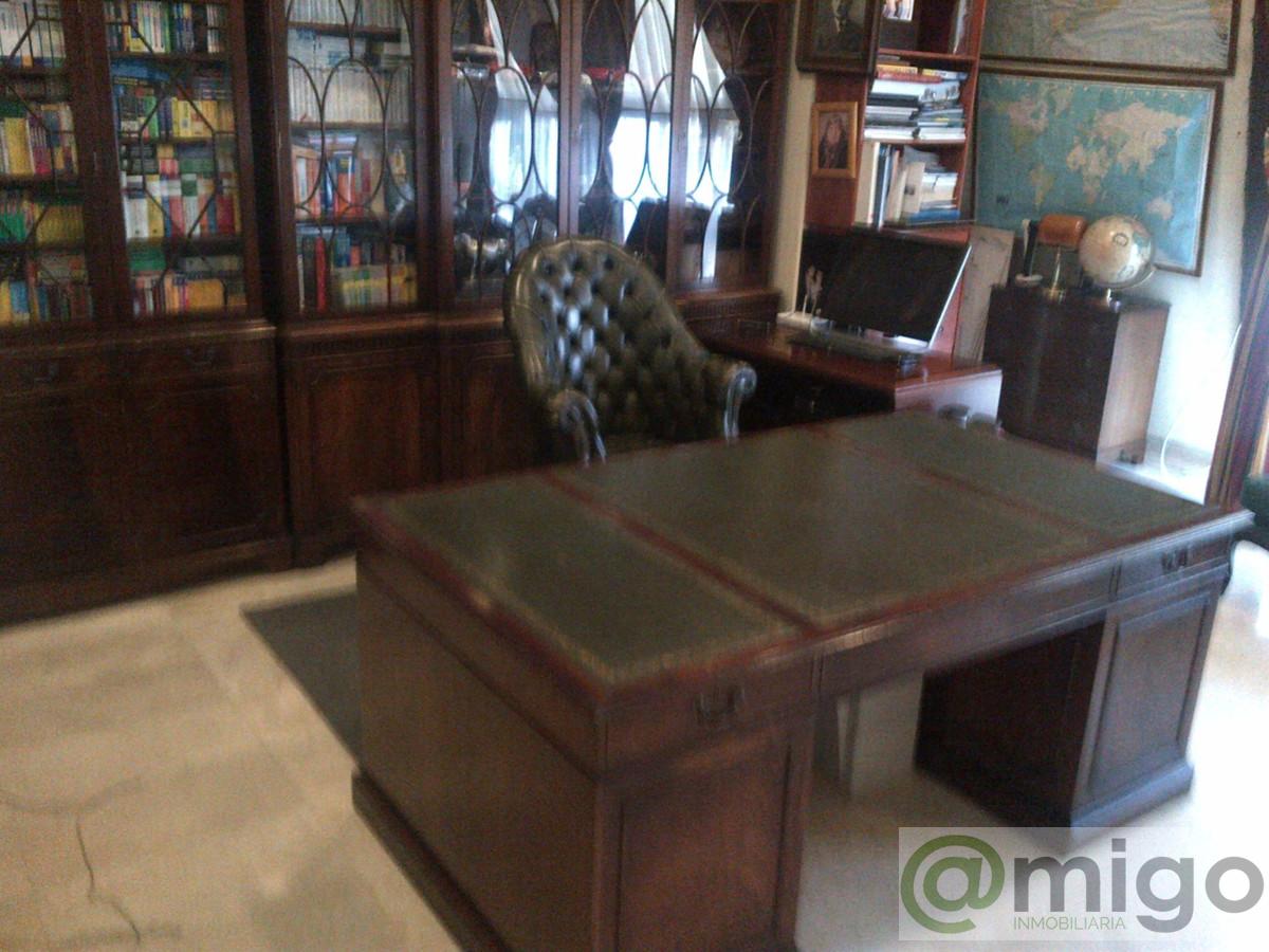 For sale of commercial in Marbella