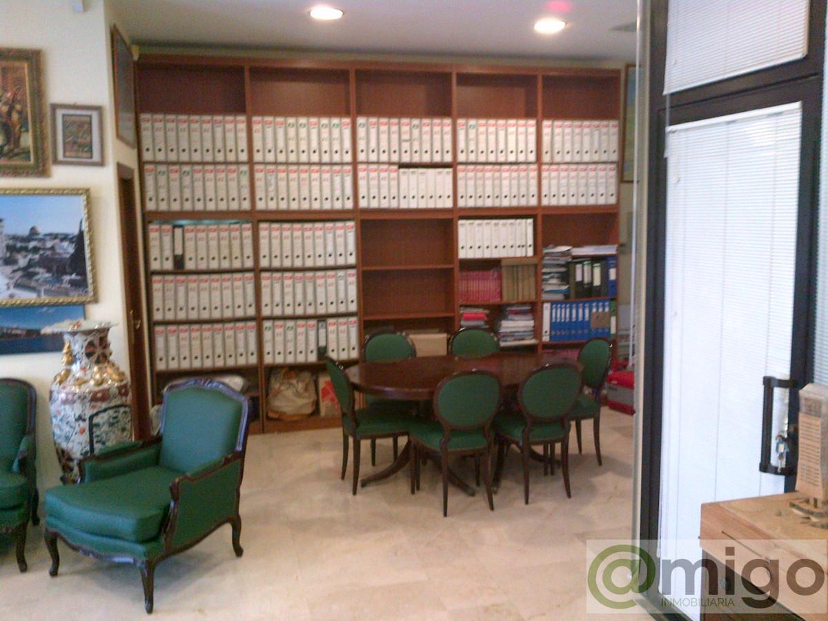For sale of commercial in Marbella