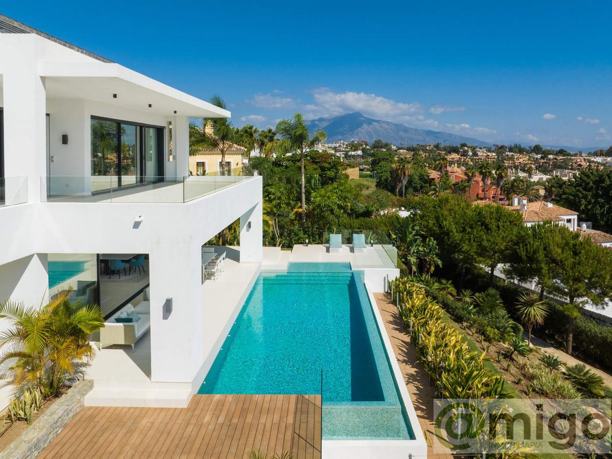 Venta de villa en El Paraiso