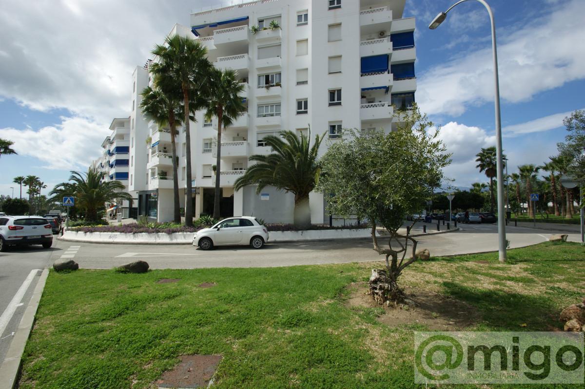For sale of commercial in Marbella