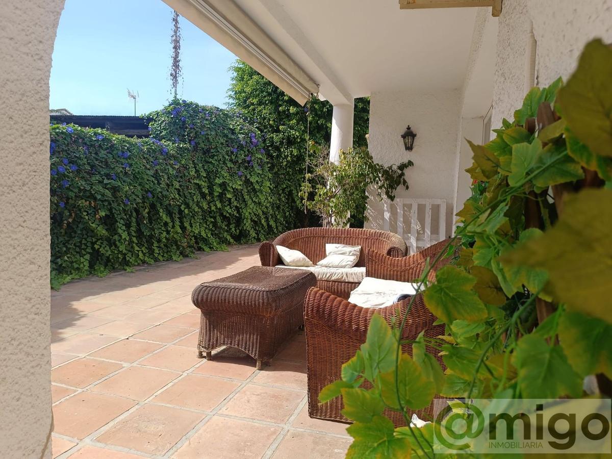 Venta de villa en Estepona