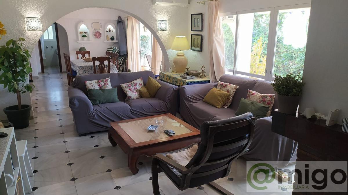 Venta de villa en Estepona