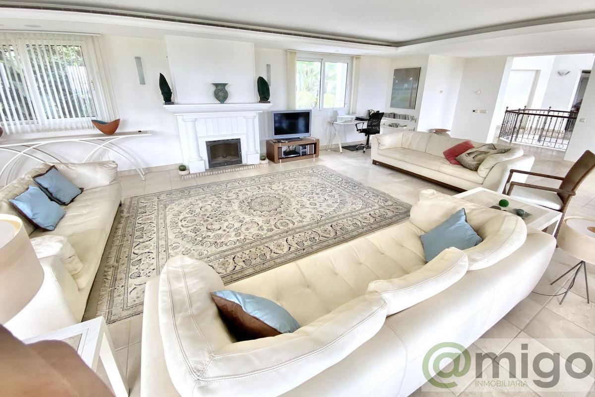 Venta de villa en La Cala de Mijas