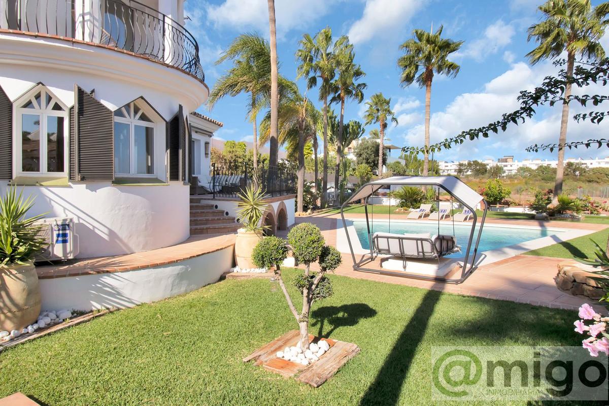 Venta de villa en Valle Romano