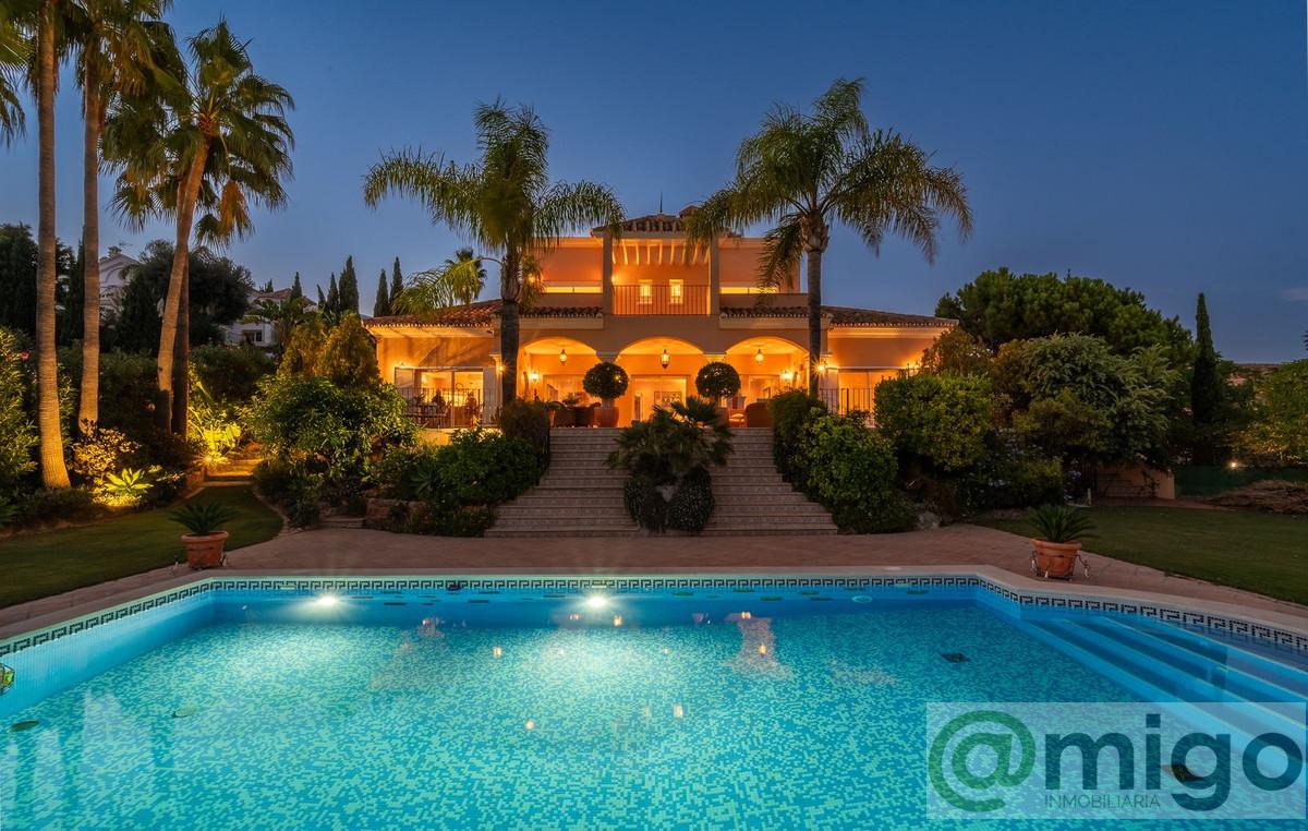 For sale of villa in Marbella
