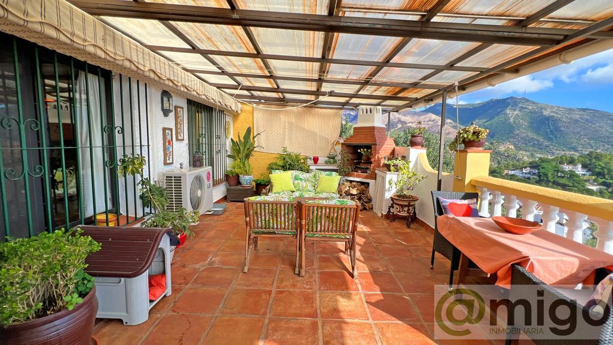 For sale of villa in Mijas