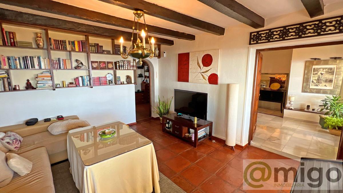 For sale of villa in Mijas