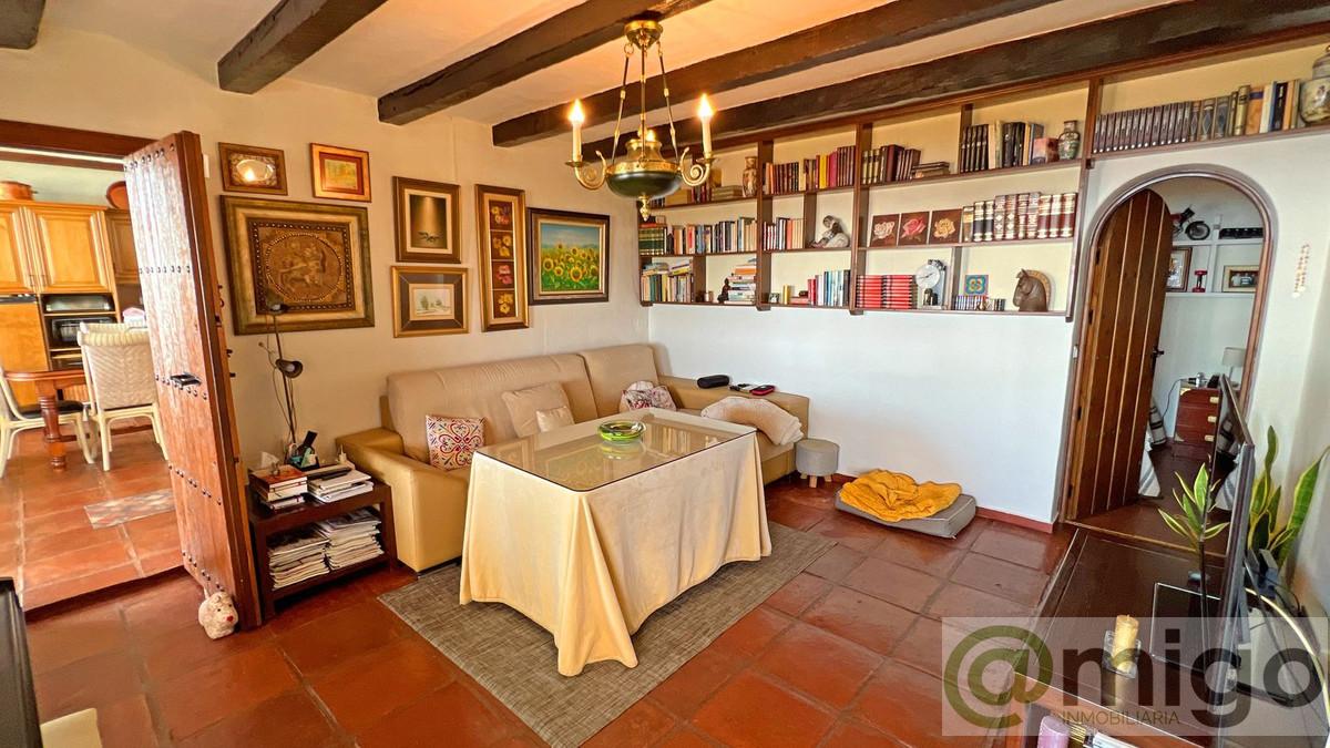 For sale of villa in Mijas