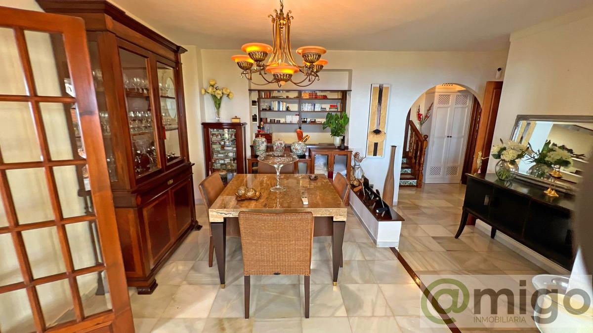 For sale of villa in Mijas