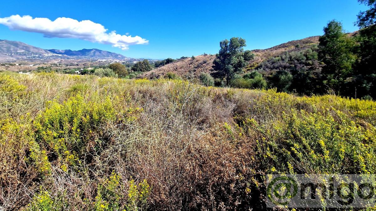 For sale of land in La Cala Golf