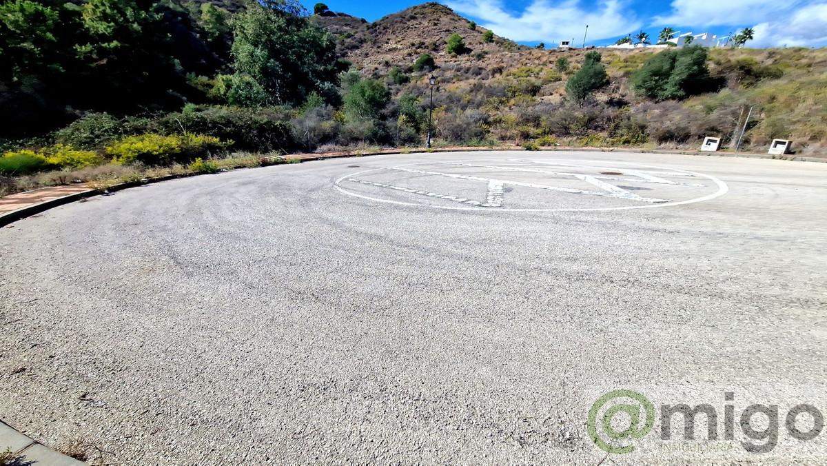 For sale of land in La Cala Golf