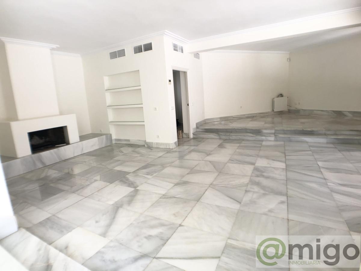 For sale of villa in Marbella