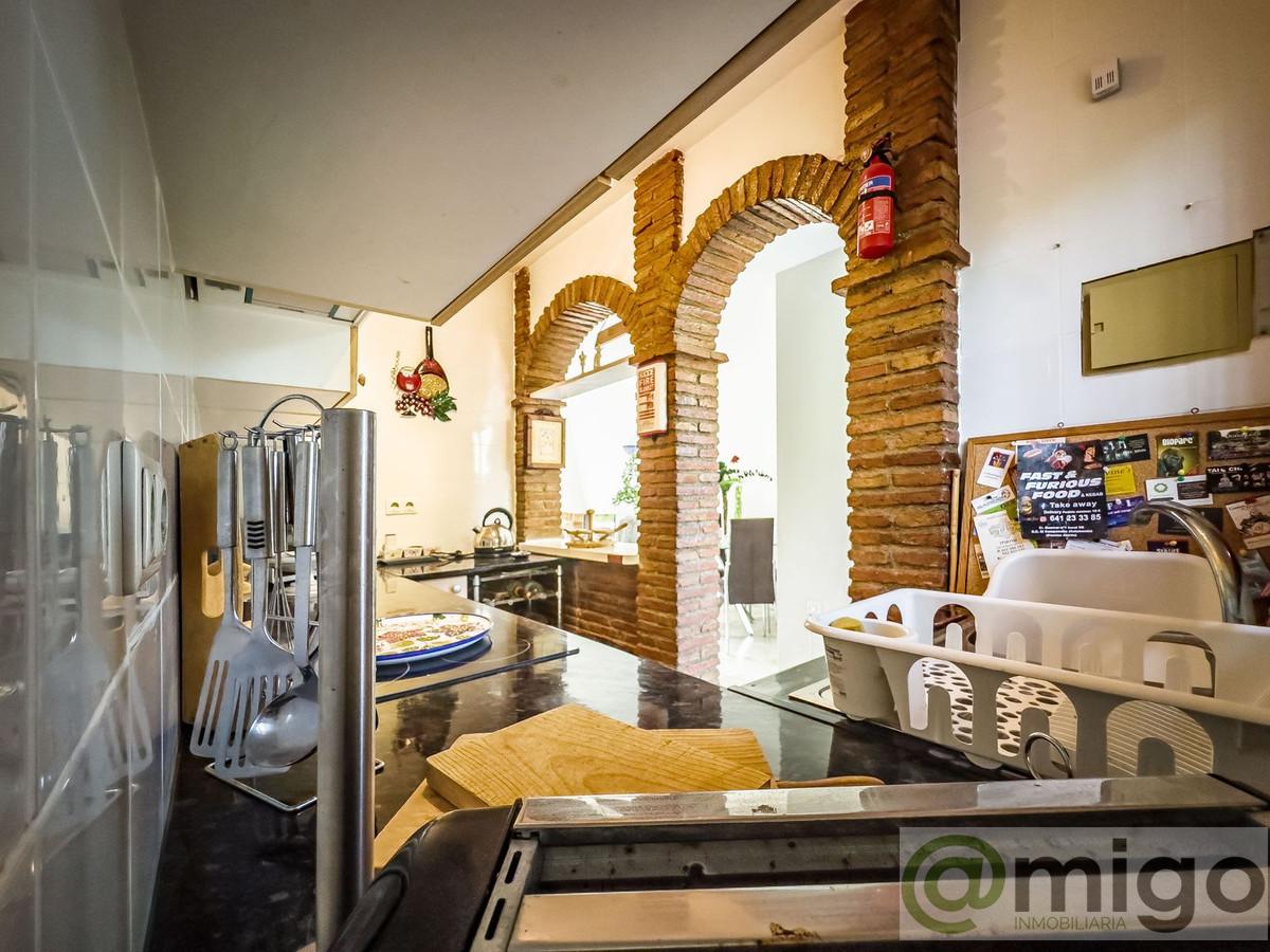 For sale of apartment in Calahonda