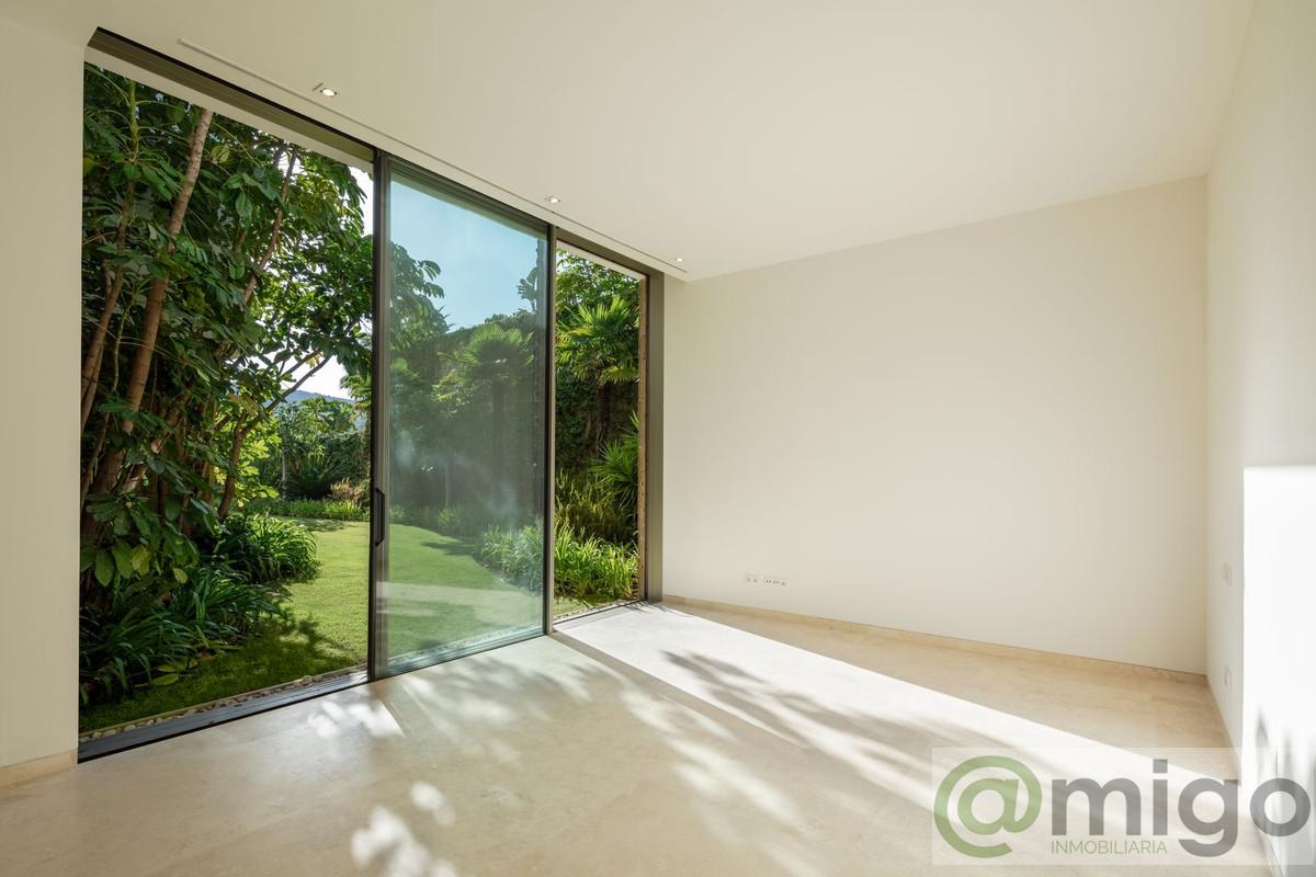 Venta de villa en Casares