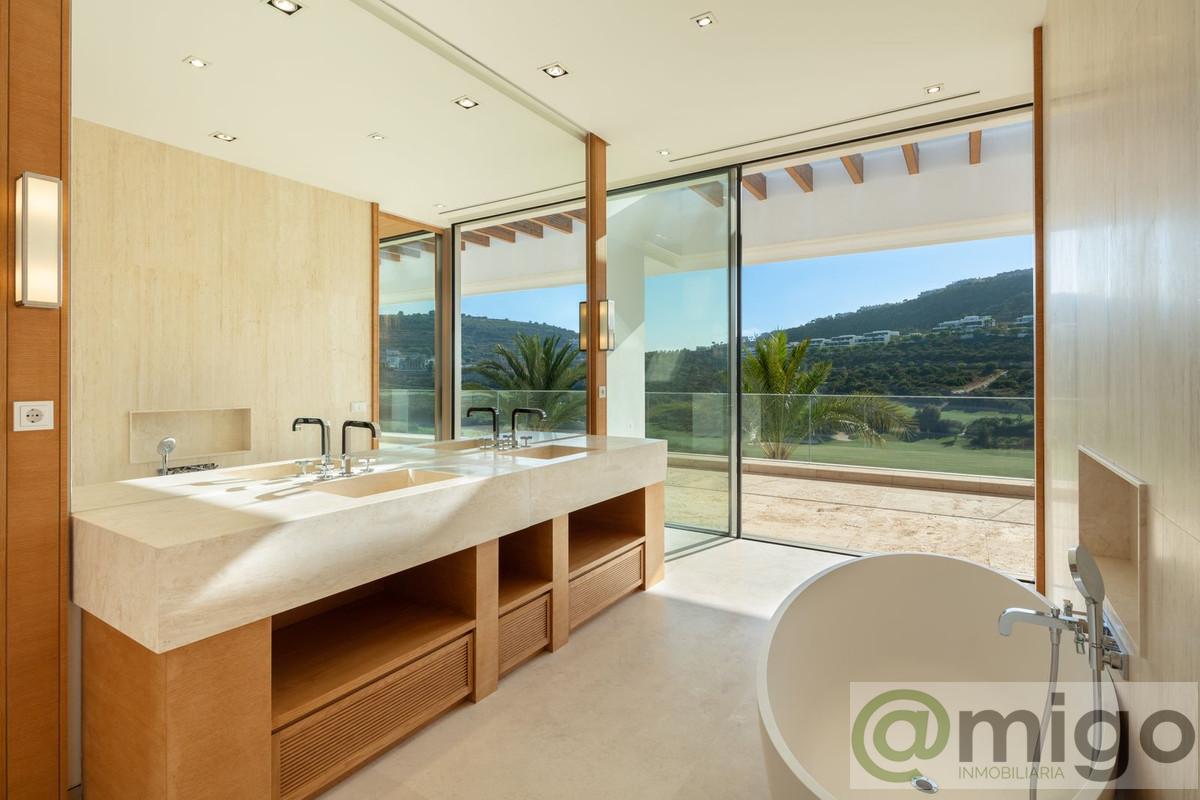 Venta de villa en Casares