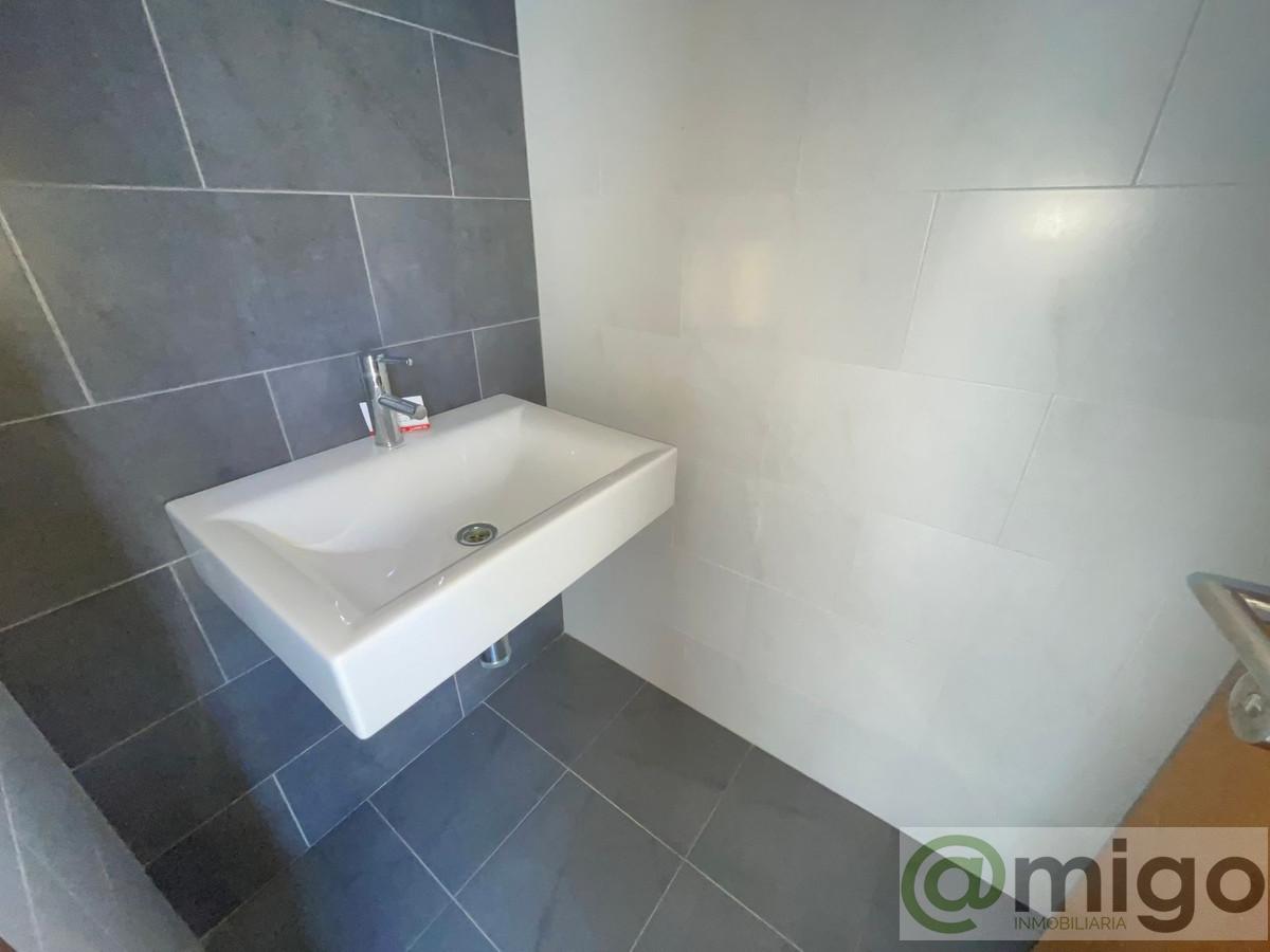 For sale of villa in Estepona