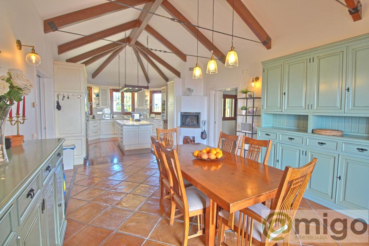 Venta de villa en Estepona